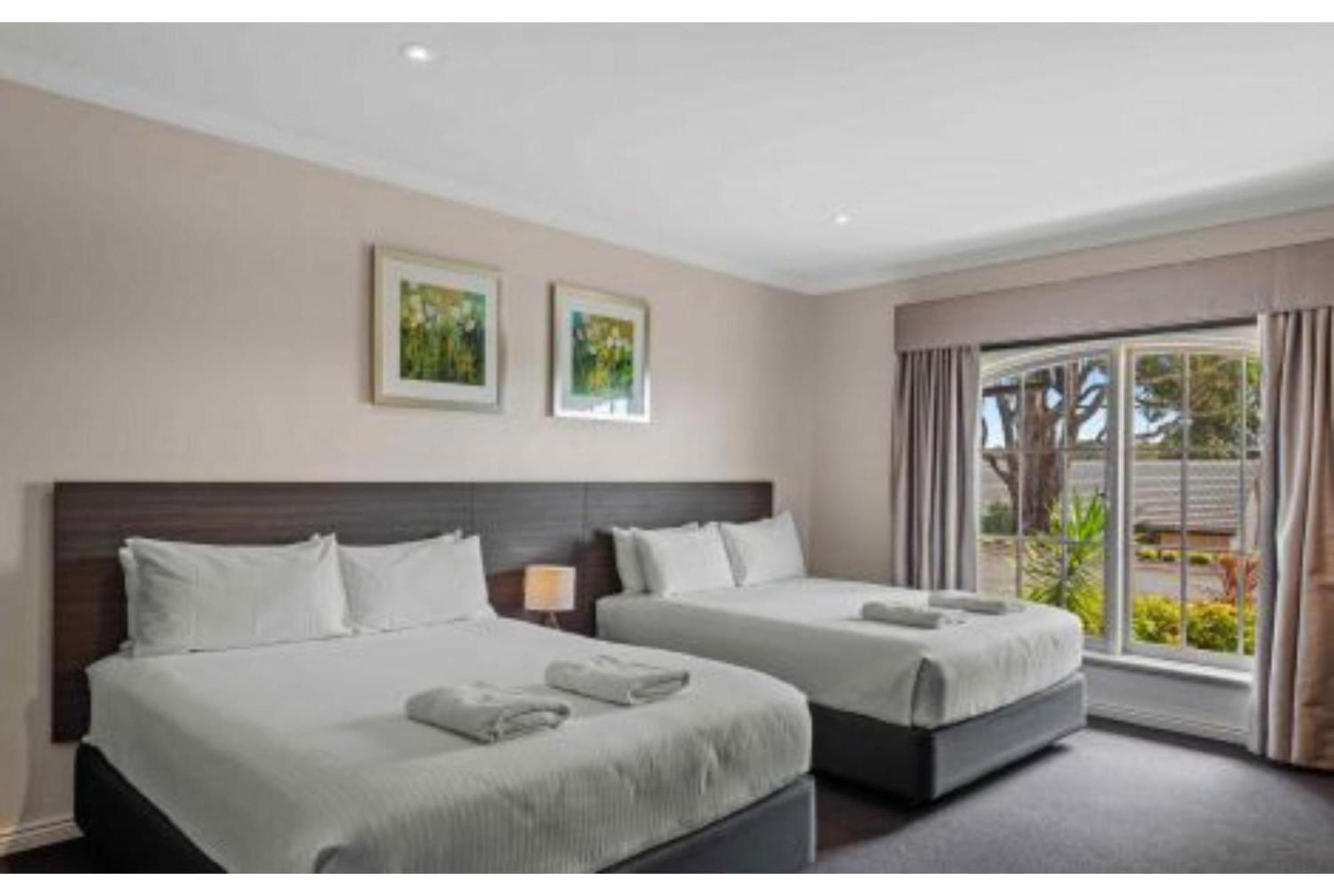 ดิสคัฟเวอรี - ฮาห์นดอร์ฟ รีสอร์ต Hotel ภายนอก รูปภาพ